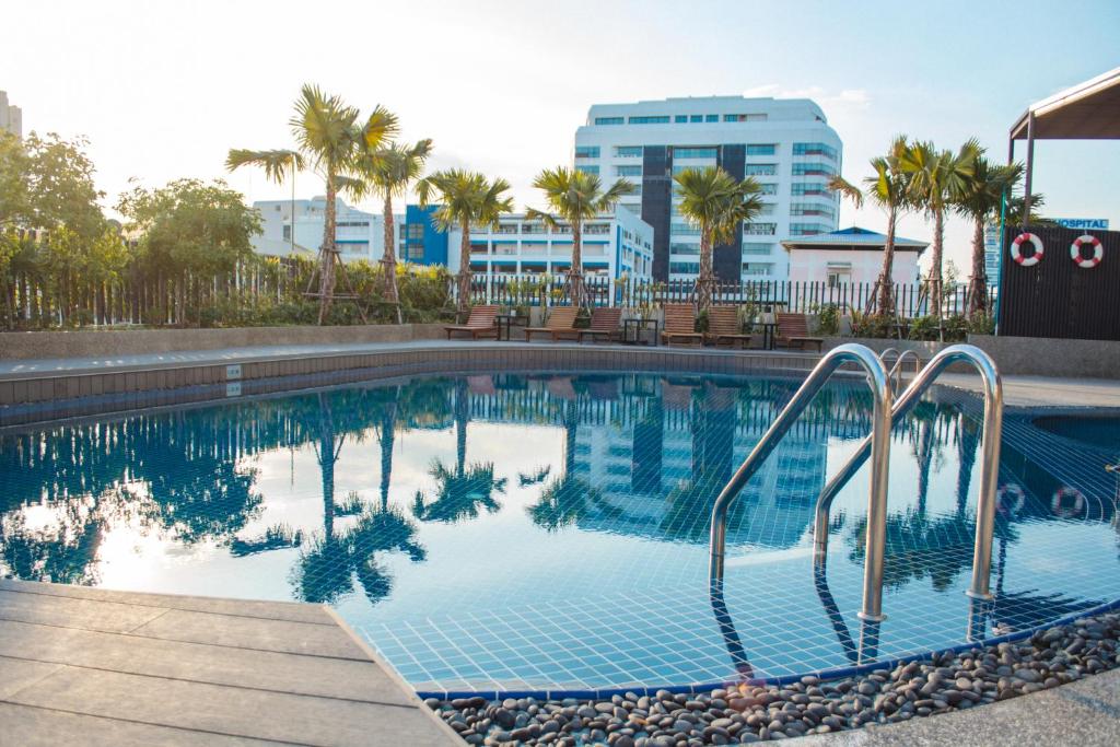 A-ONE Bangkok Hotel | فندق واحد في بانكوك